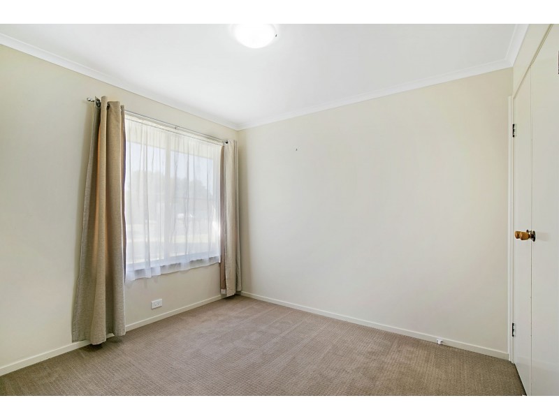 90 Hursley Road, Newtown QLD 4350