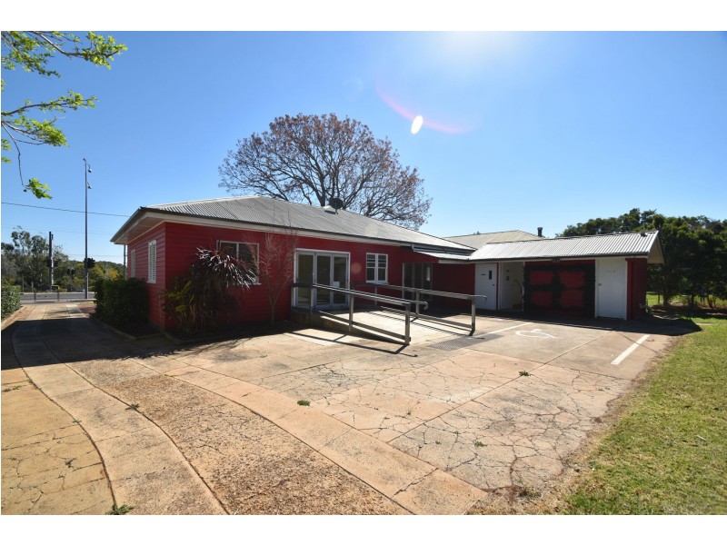 10511 New England Highway, Highfields QLD 4352