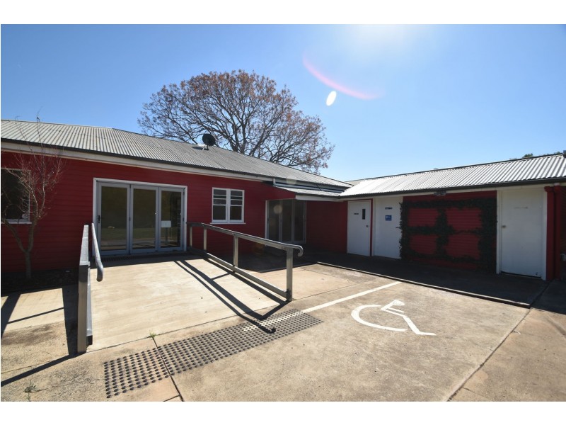 10511 New England Highway, Highfields QLD 4352