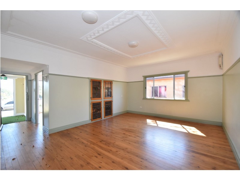 10511 New England Highway, Highfields QLD 4352