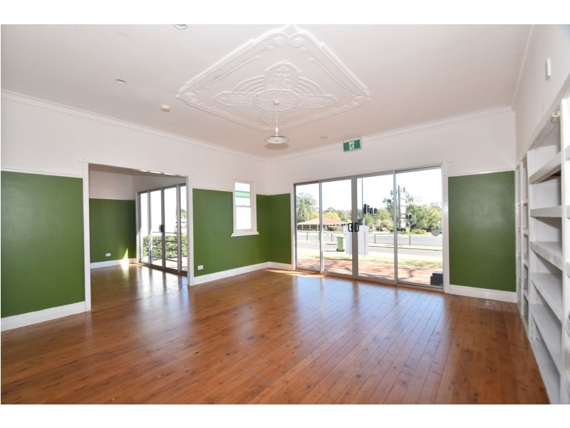 10511 New England Highway, Highfields QLD 4352