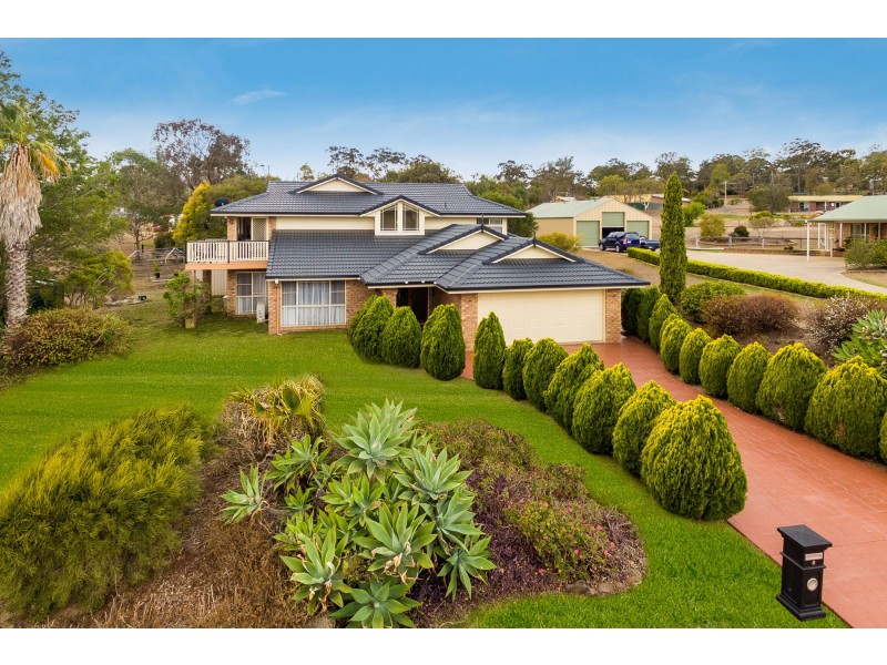 8 Gracemere Court, Glenvale QLD 4350