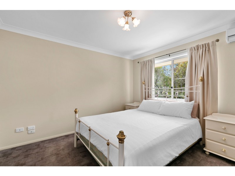 8 Gracemere Court, Glenvale QLD 4350