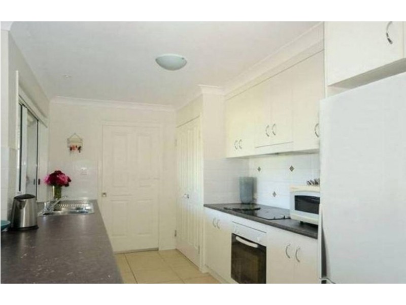 48 Wareena Crescent, Glenvale QLD 4350