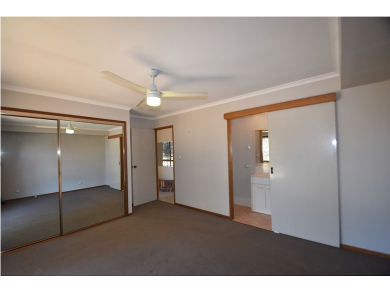 10 Smart Drive, Darling Heights QLD 4350