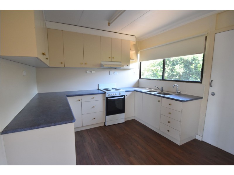 11 Bell Street, Greenmount QLD 4359