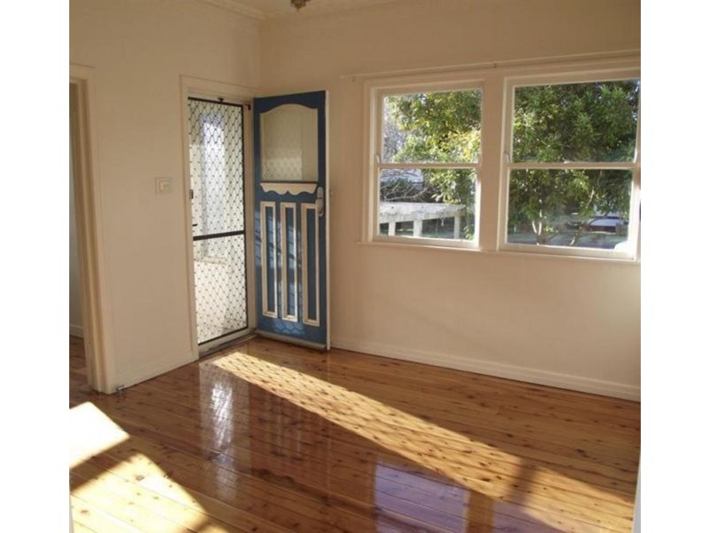 14a Atkinson Street, South Toowoomba QLD 4350