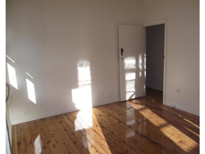 14a Atkinson Street, South Toowoomba QLD 4350