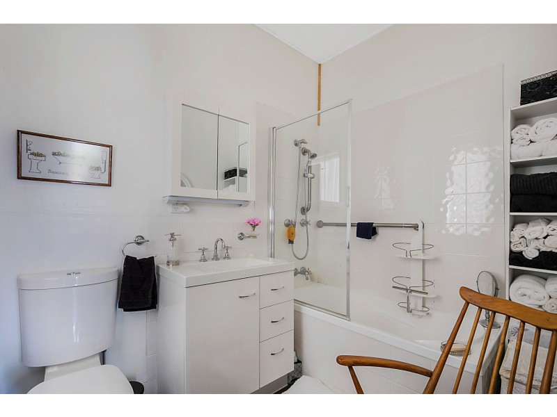 1 Hartman Street, Rangeville QLD 4350