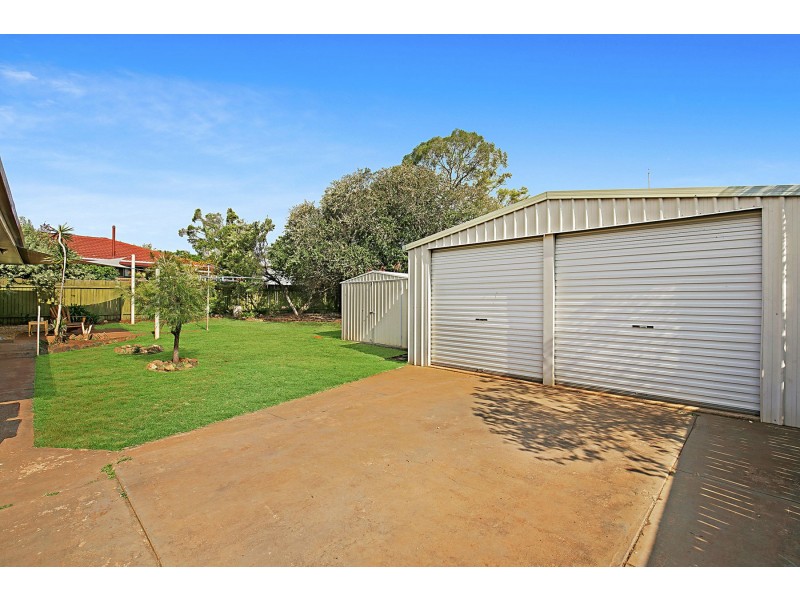 22 Hibiscus Drive, Centenary Heights QLD 4350