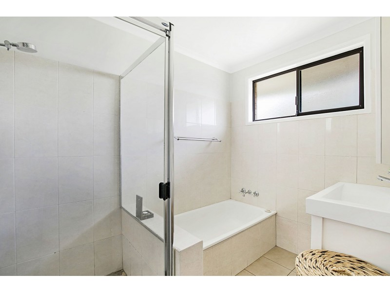 22 Hibiscus Drive, Centenary Heights QLD 4350