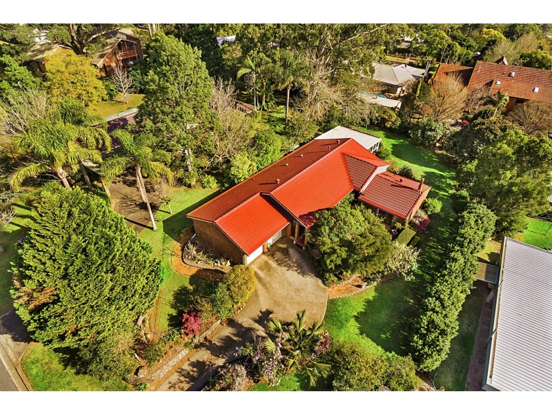 14 Hilltop Crescent, Blue Mountain Heights QLD 4350