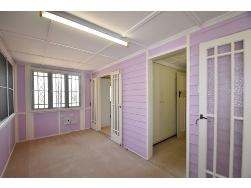 10 Clark Street, South Toowoomba QLD 4350