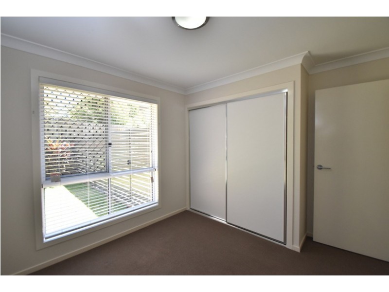 2/15a Searle Street, South Toowoomba QLD 4350