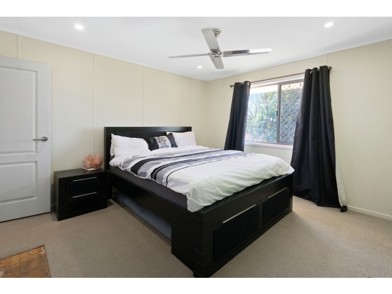 34 Cortess Street, Kearneys Spring QLD 4350