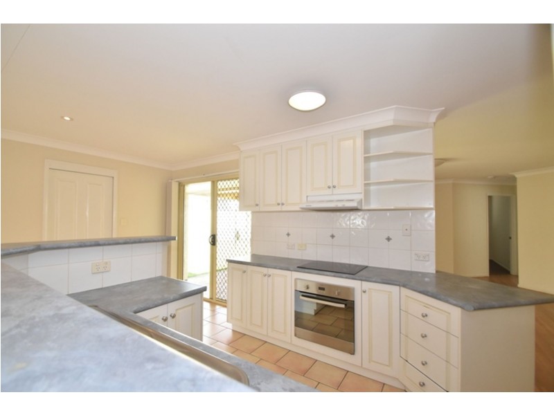 363 Spring Street, Kearneys Spring QLD 4350