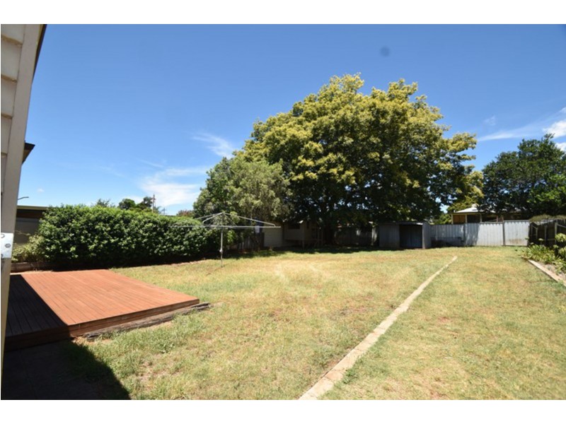 32 Tolmie Street, South Toowoomba QLD 4350