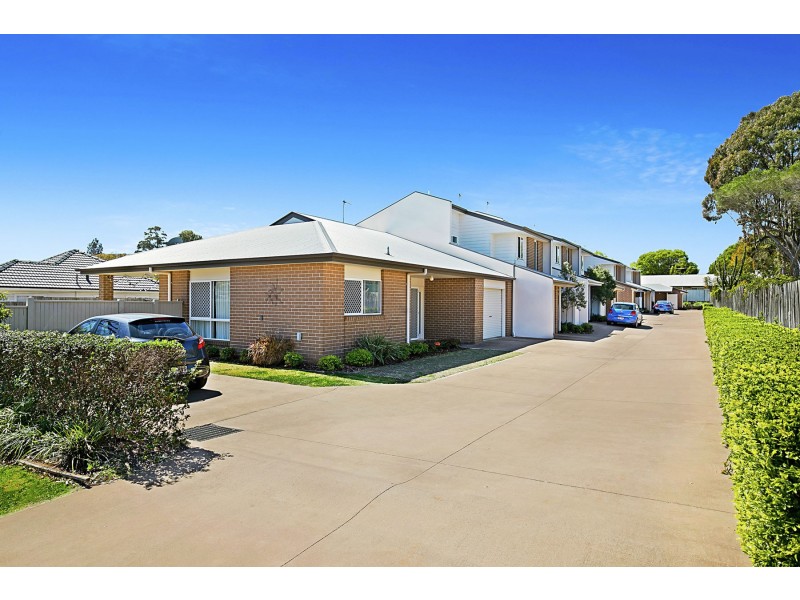 2/46 Gordon Avenue, Newtown QLD 4350