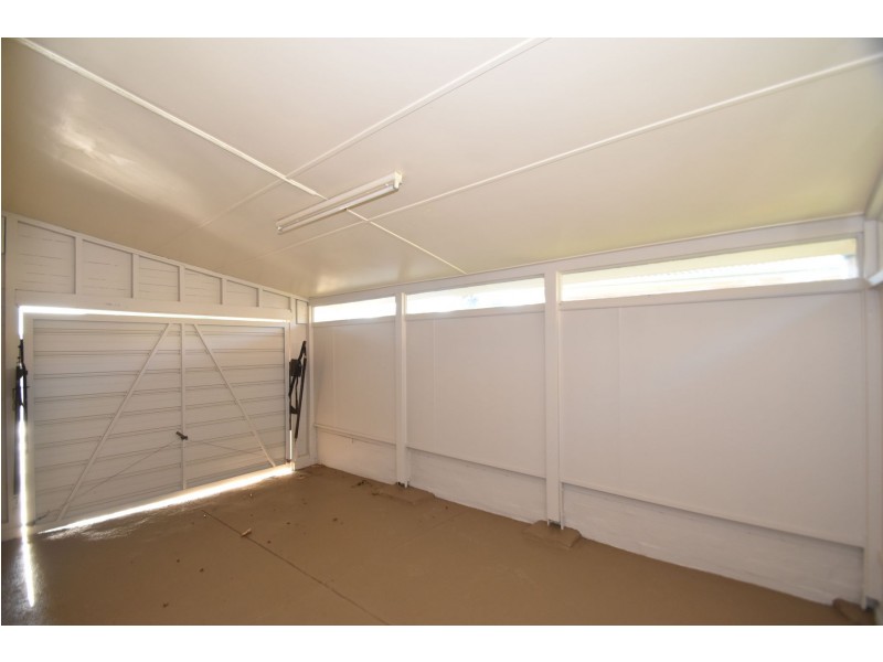 2 Roessler Street, Rangeville QLD 4350