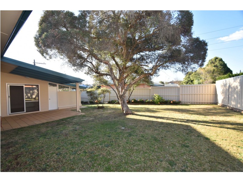 2 Roessler Street, Rangeville QLD 4350