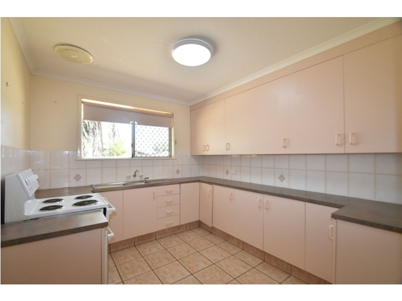 27 Friend Street, Harristown QLD 4350