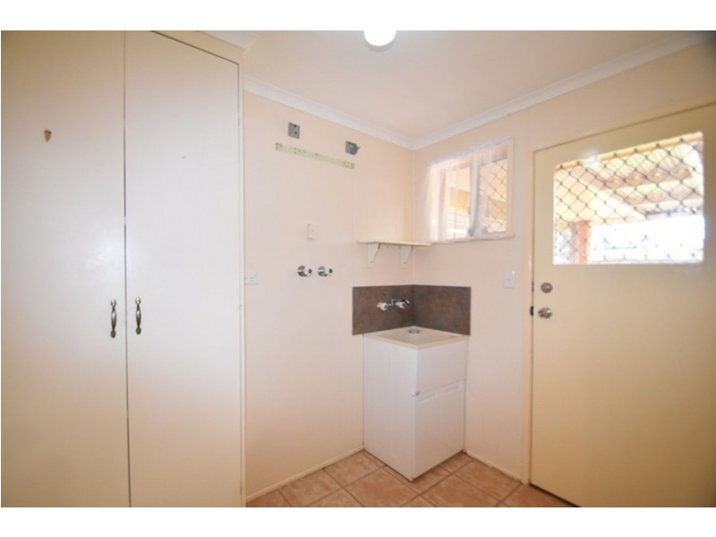 27 Friend Street, Harristown QLD 4350