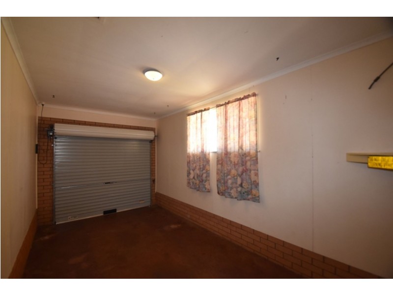 27 Friend Street, Harristown QLD 4350