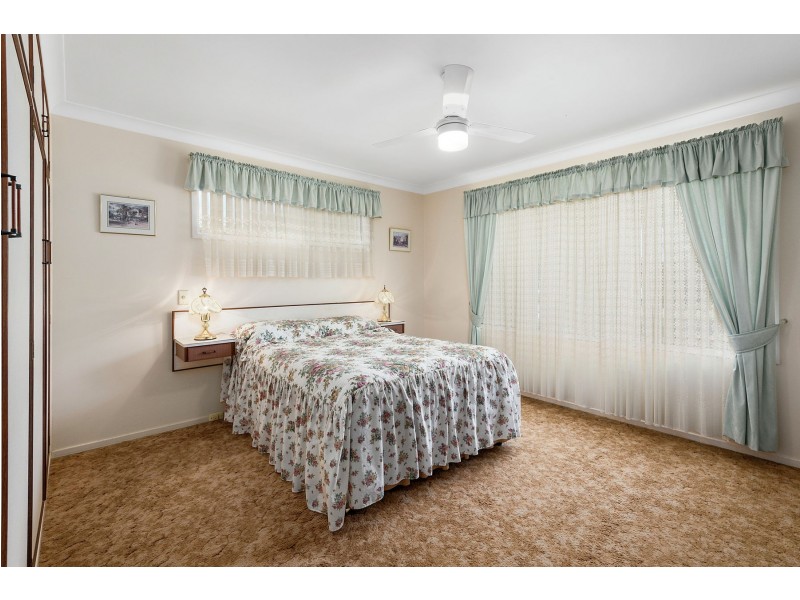 9 Skoien Street, Harristown QLD 4350