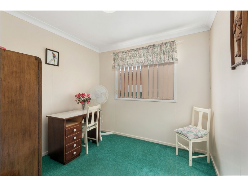 9 Skoien Street, Harristown QLD 4350