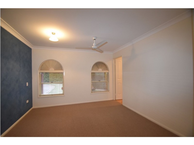 14 Wood Drive, Middle Ridge QLD 4350