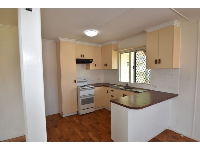 23 Dalgleish Street, South Toowoomba QLD 4350