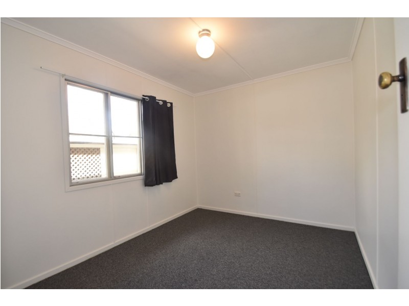 23 Dalgleish Street, South Toowoomba QLD 4350