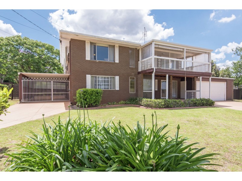 7 Bagot Street, Centenary Heights QLD 4350