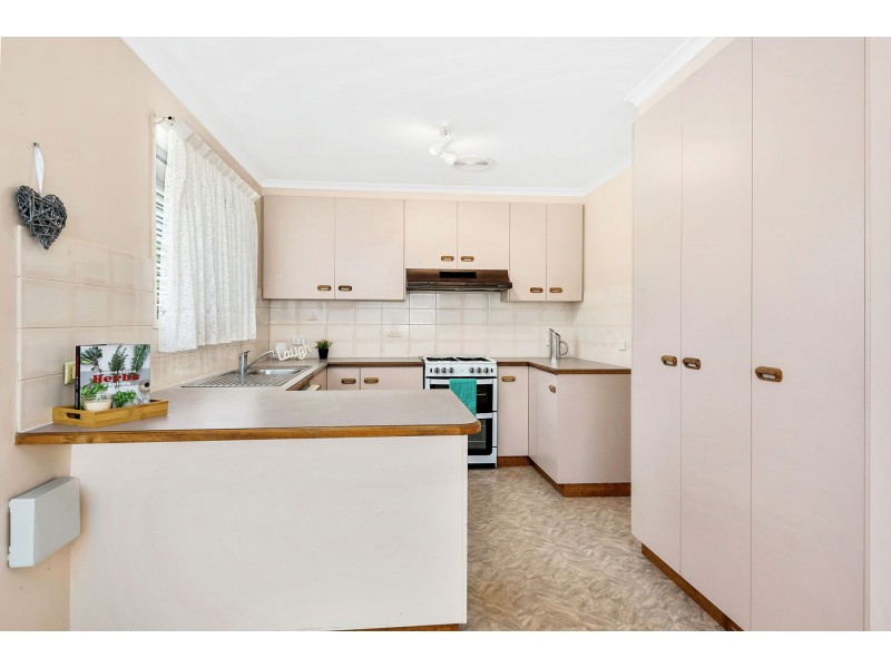 7 Bagot Street, Centenary Heights QLD 4350