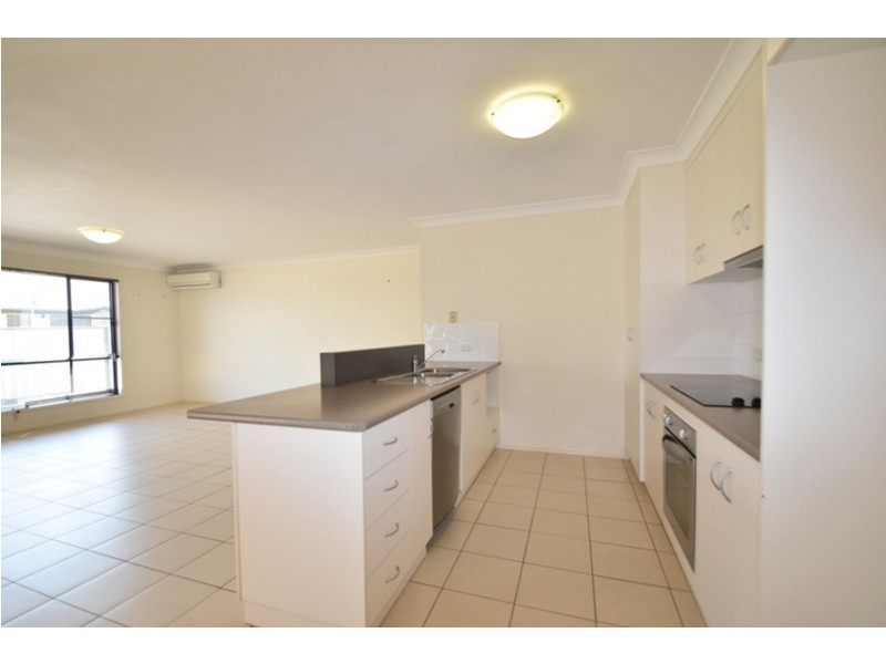 17 Wellington Street, Wyreema QLD 4352