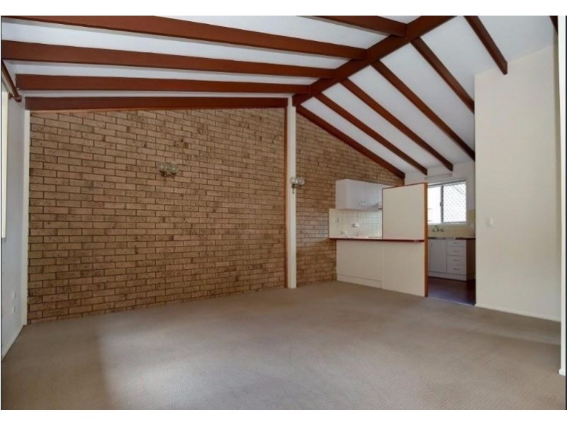 1/9 Marwedel Street, Kearneys Spring QLD 4350