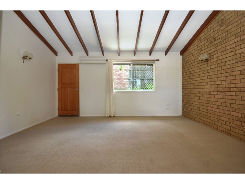 1/9 Marwedel Street, Kearneys Spring QLD 4350