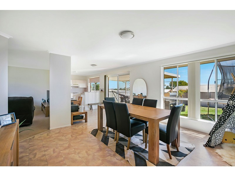 7 Blueberry Ash Court, Glenvale QLD 4350