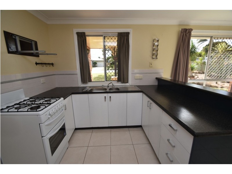 152 Hursley Road, Glenvale QLD 4350