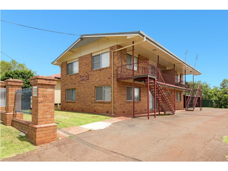 123 South Street, Centenary Heights QLD 4350