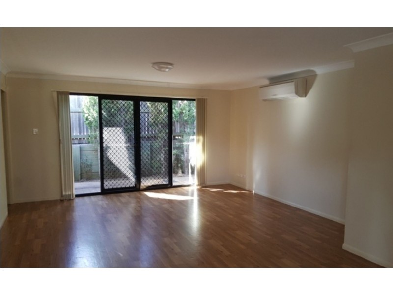 2/28 Pascoe Lane, Harlaxton QLD 4350