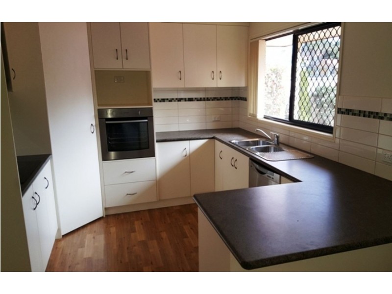 2/28 Pascoe Lane, Harlaxton QLD 4350