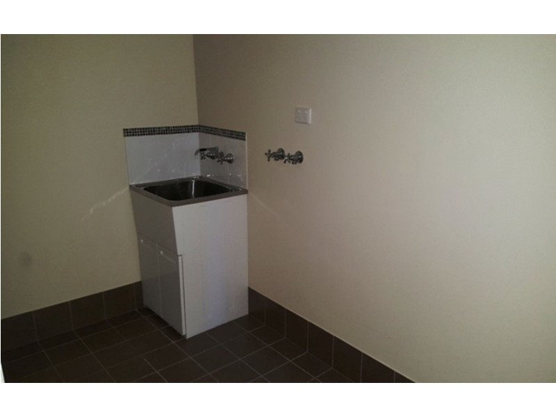 2/28 Pascoe Lane, Harlaxton QLD 4350