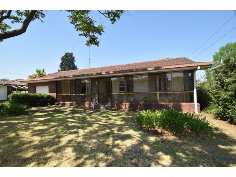 4 Clewley Crescent, Rangeville QLD 4350