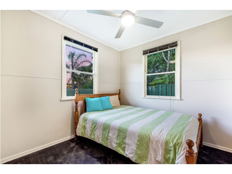 12 Merritt Street, Harristown QLD 4350