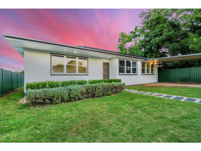12 Merritt Street, Harristown QLD 4350
