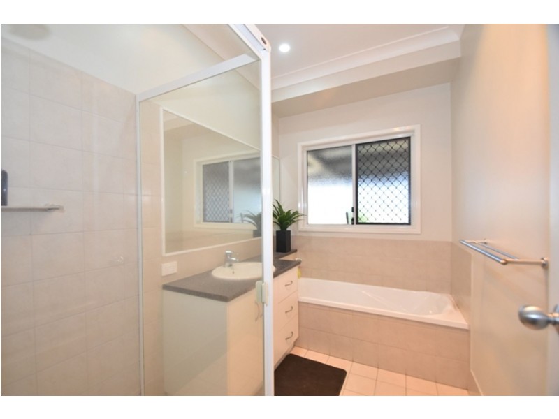 13 Sommariva Street, Westbrook QLD 4350