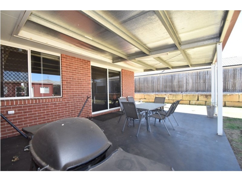 13 Sommariva Street, Westbrook QLD 4350