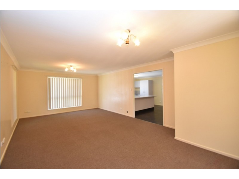 5 Qantas Court, Wilsonton QLD 4350