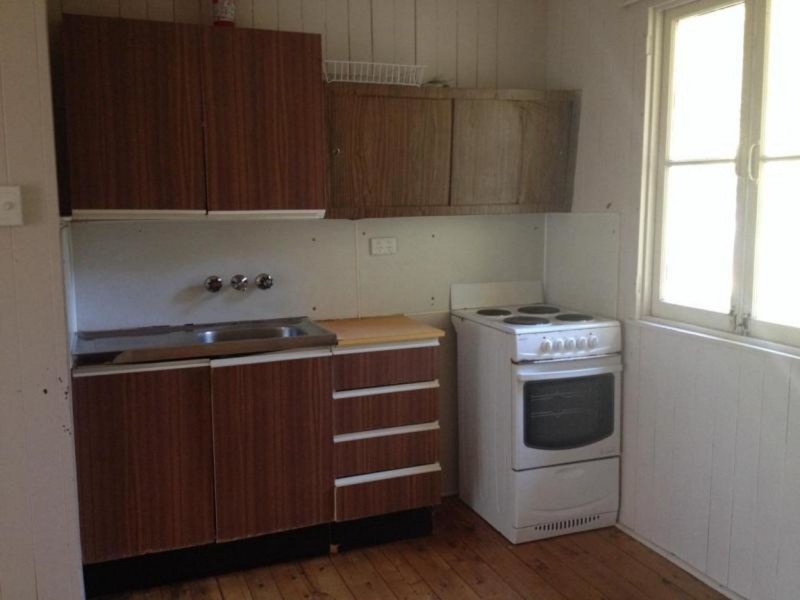 17/21 West Street, Newtown QLD 4350